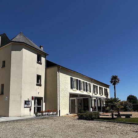Hotel Les Montois Ceaux Екстер'єр фото