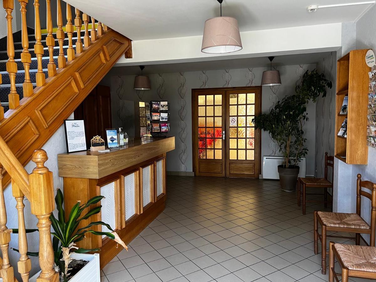 Hotel Les Montois Ceaux Екстер'єр фото