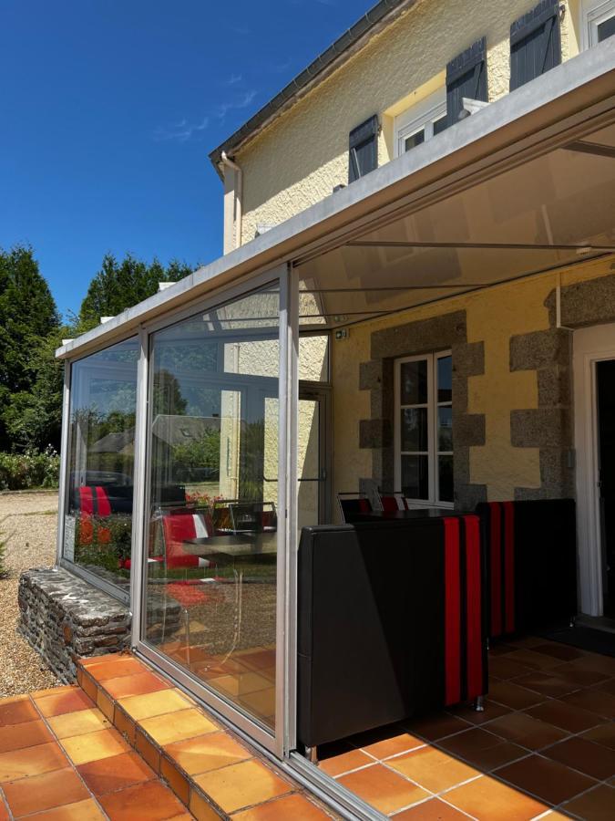 Hotel Les Montois Ceaux Екстер'єр фото