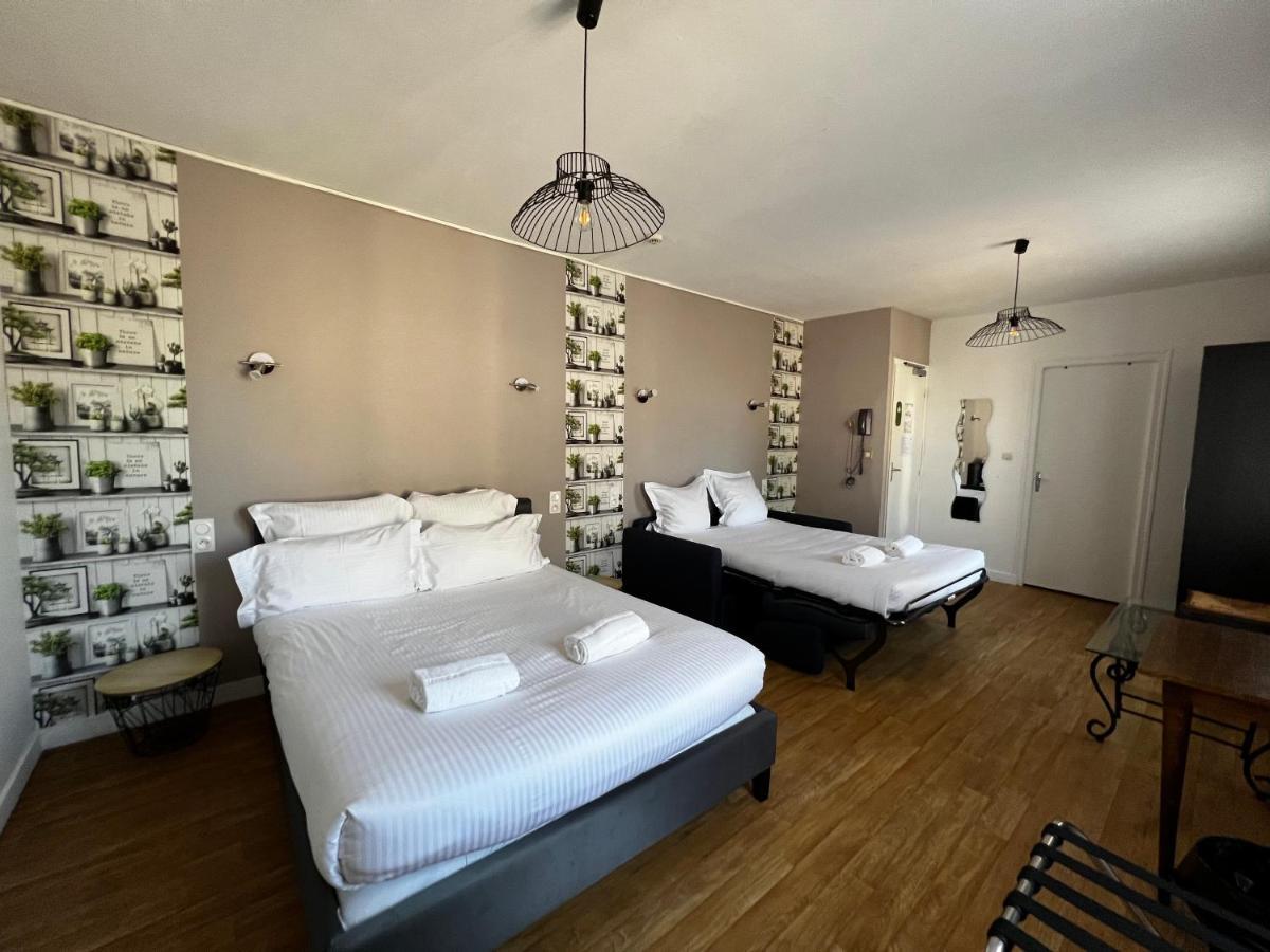 Hotel Les Montois Ceaux Екстер'єр фото
