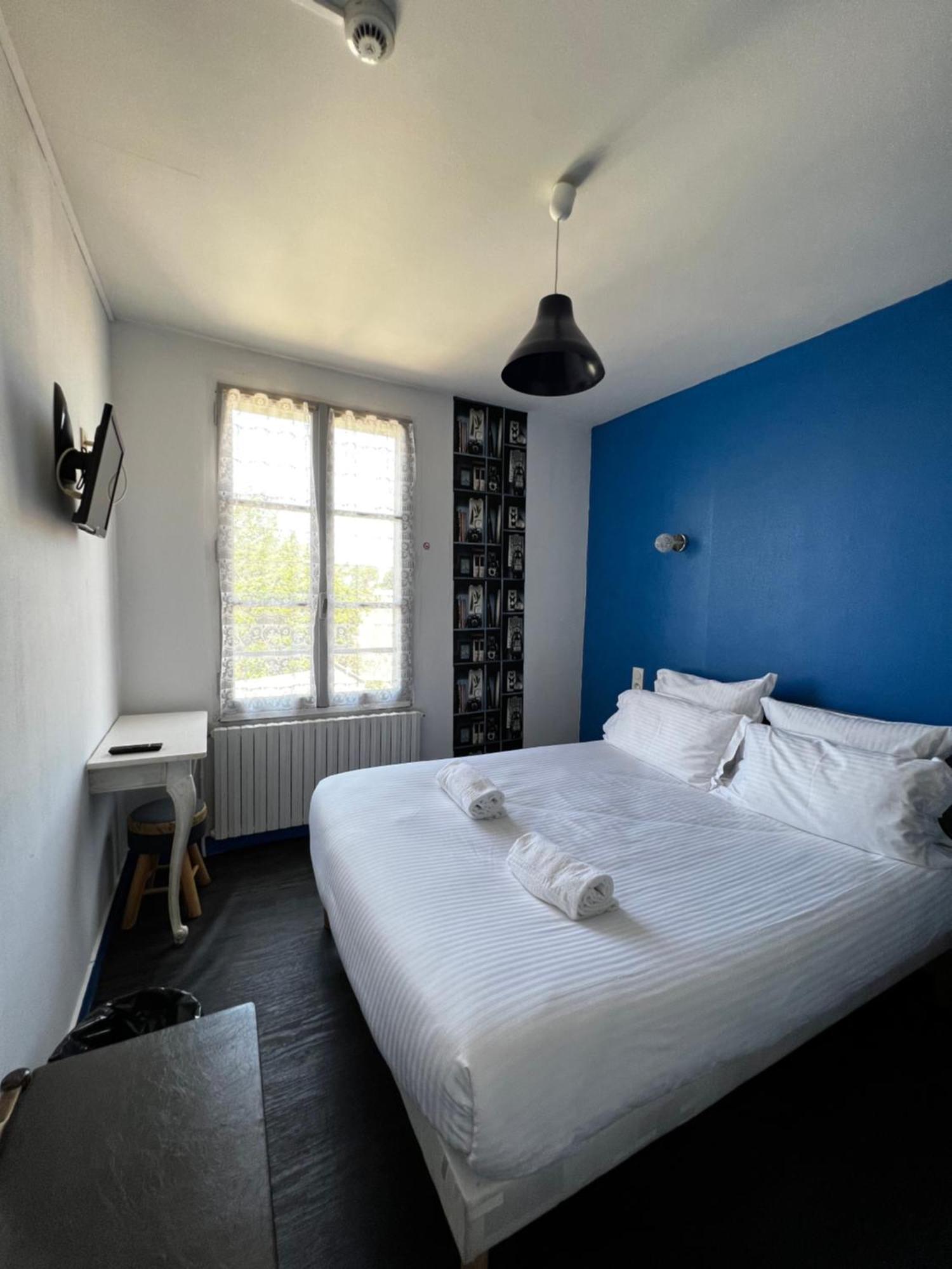 Hotel Les Montois Ceaux Екстер'єр фото